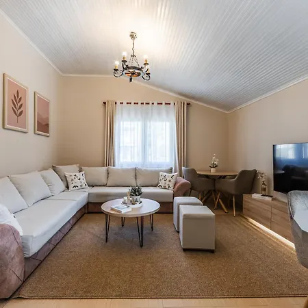 Loen Spacious Seaside 3br Free Parking By Pikhost