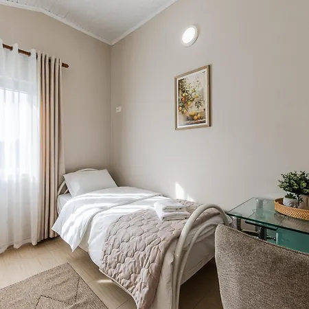 Loen Spacious Seaside 3br Free Parking By Pikhost Durrës