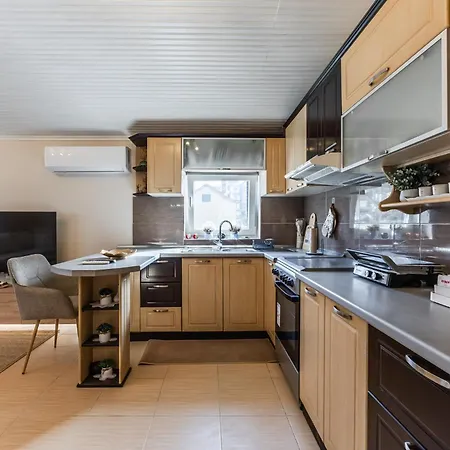 Loen Spacious Seaside 3br Free Parking By Pikhost