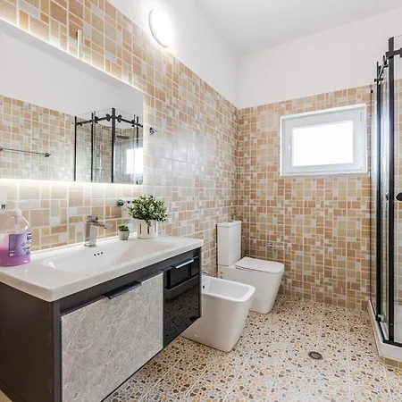 Loen Spacious Seaside 3br Free Parking By Pikhost