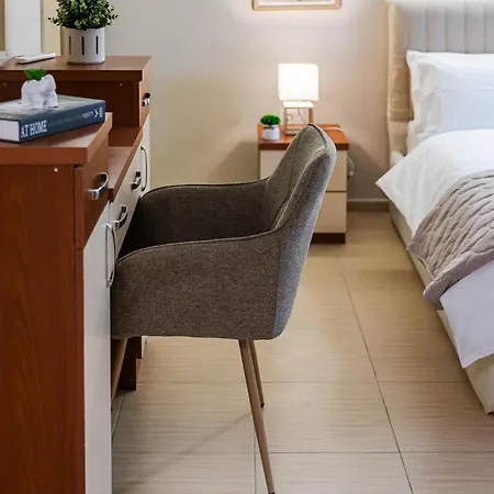 Loen Spacious Seaside 3br Free Parking By Pikhost Ferienhaus Durrës